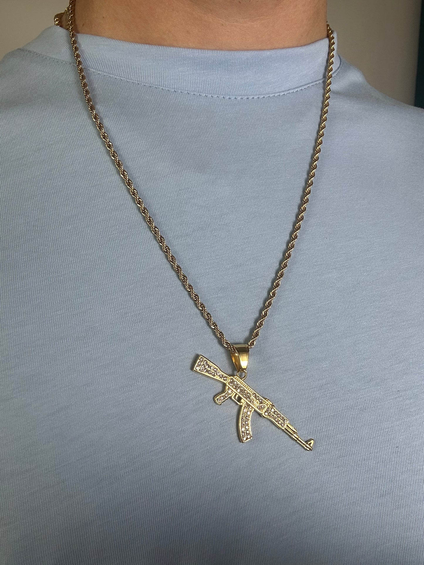 COLLIER AK47